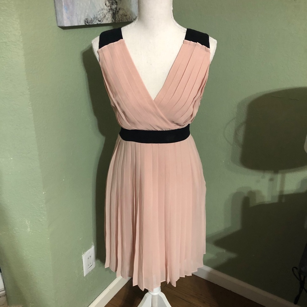 Pink/black dress